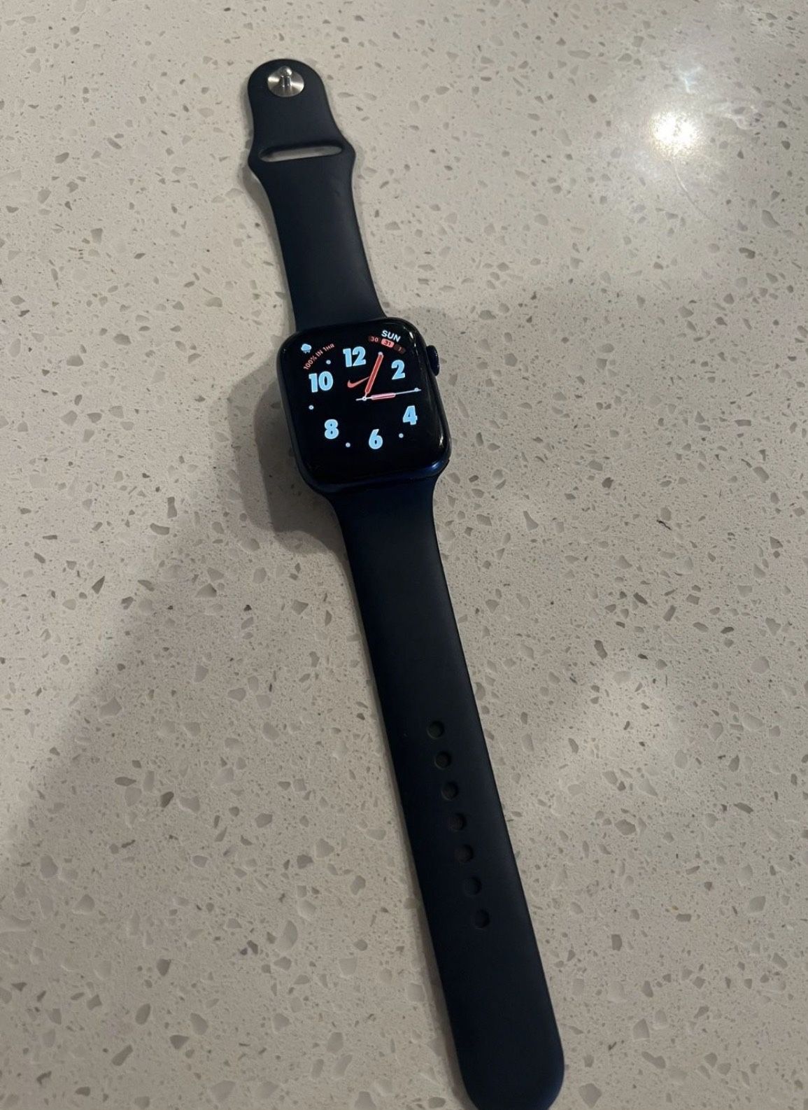 Apple Watch is 6 Series GPS + Cellular