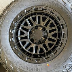 17” CHEVY SILVERADO***TOYOTA TACOMA/4RUNNER***WHEELS AND TIRES 