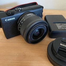 Canon EOS M200 Mirrorless Camera with Canon Shoulder Sling Case
