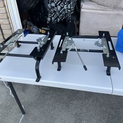 New Universal Seat Mounts