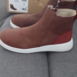 Steel Toe Shoes Size 8 NEW $50