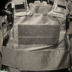 Basic tactical vest