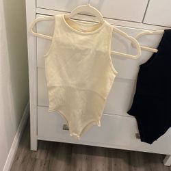 OQQ Bodysuit Size Medium