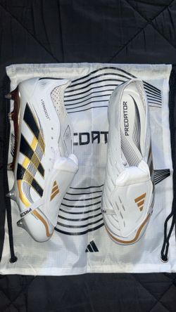 Predators cleats