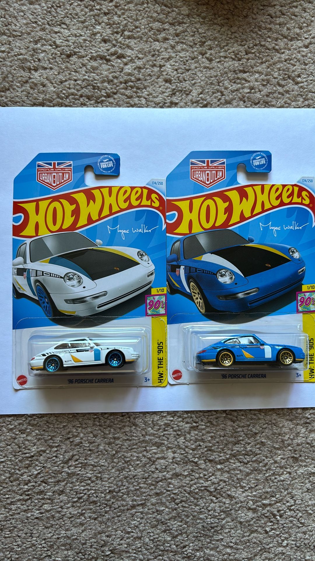 2024 Hot Wheels '96 Porsche Carrera Lot of 2 : White And Blue!