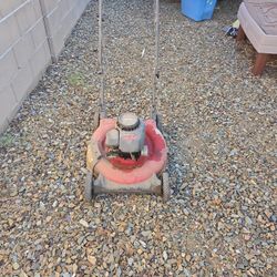 21" Push Mower -Briggs & Stratton 158cc - Old
