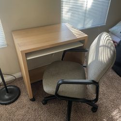 Desk With Chair 