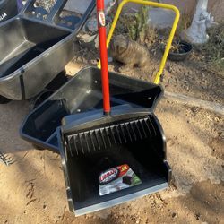 Dust Pan , Yard Waste. Libyan