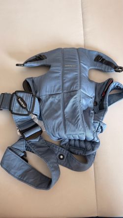 Babybjorn baby carrier