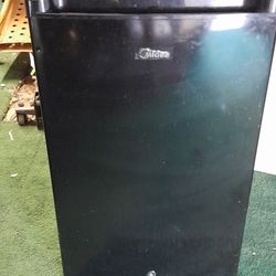 Midea Mini Freezer