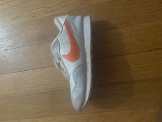 Nike kids Sz 10