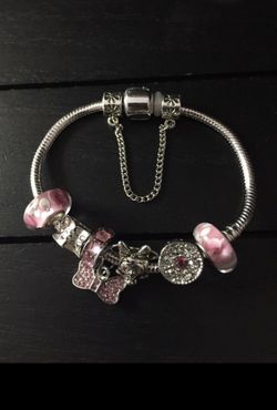 7.5” 925 Silver Plated Minnie Mouse Charm Bracelet with Murano Glass Beads