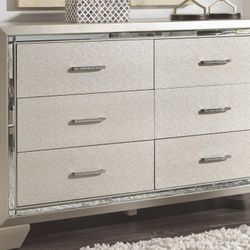 Lonnix - Panel Bed Set