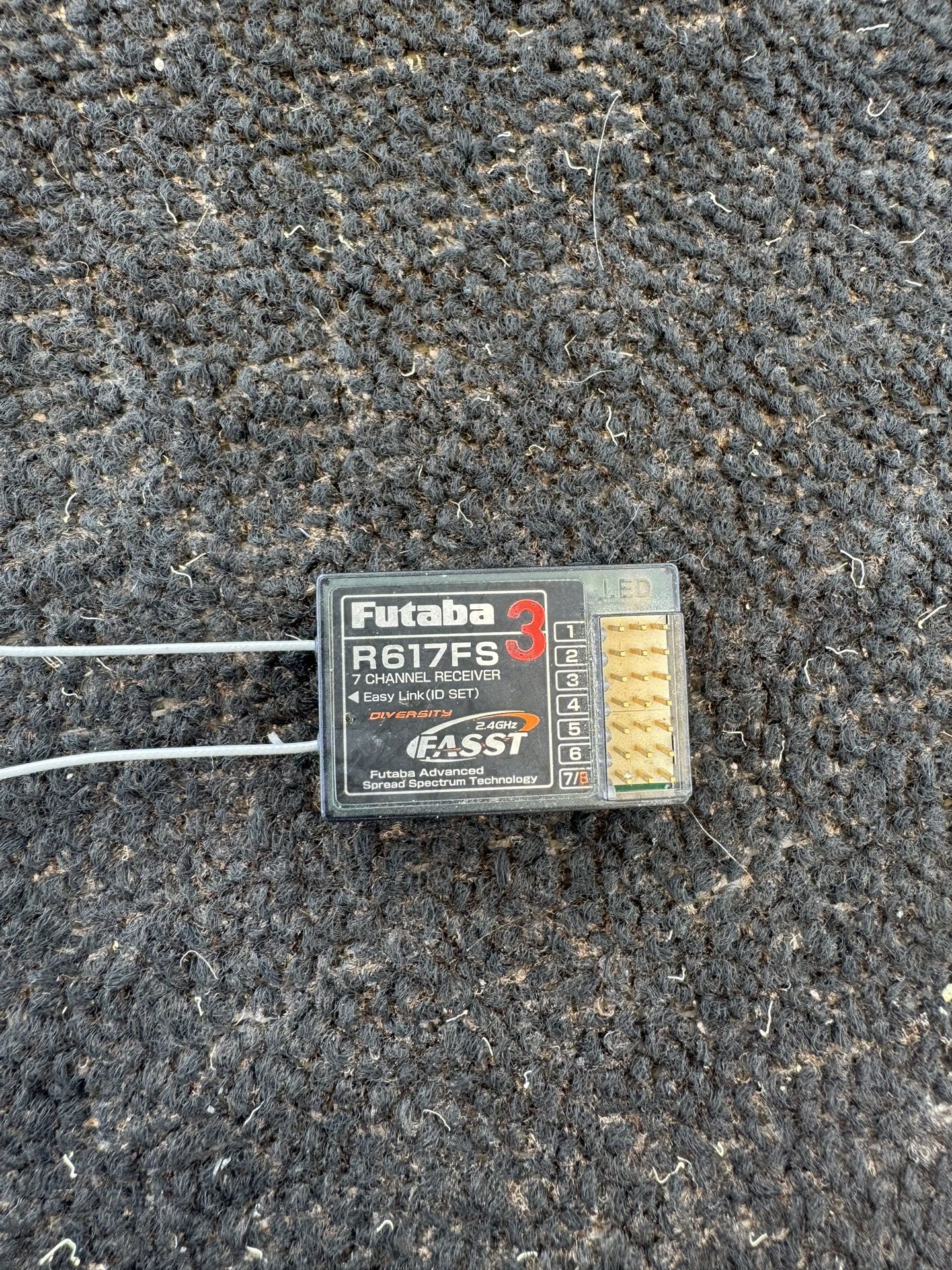 Futaba R617FS Receiver.