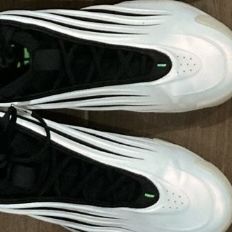 Basketball shoes size 12 only for 25😱