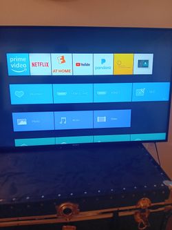 50" SONY  SMART TV  / w ith mount