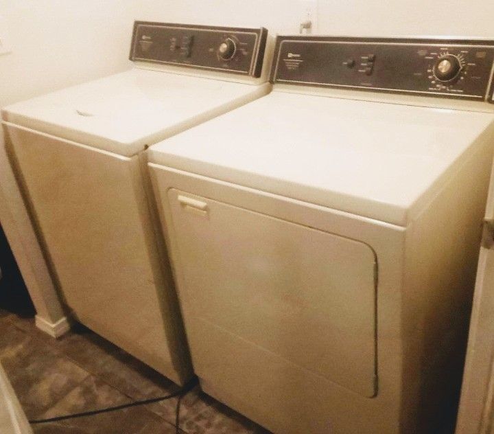 Maytag Washer And Dryer (Electric)
