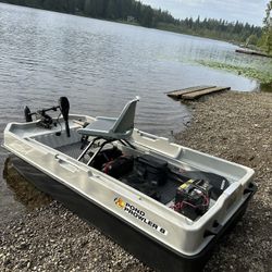 BPS Pond Prowler 8 Bass Boat