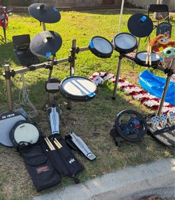 Electric drum set. Simmons titan 50