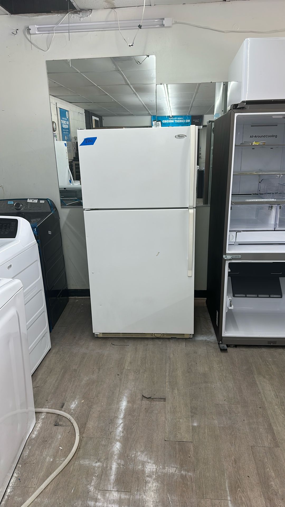 Whirlpool Top And Bottom Refrigerator