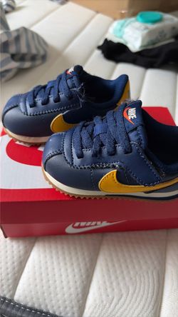 Nike Kids Cortez EasyOn Sneakers – Size 5C