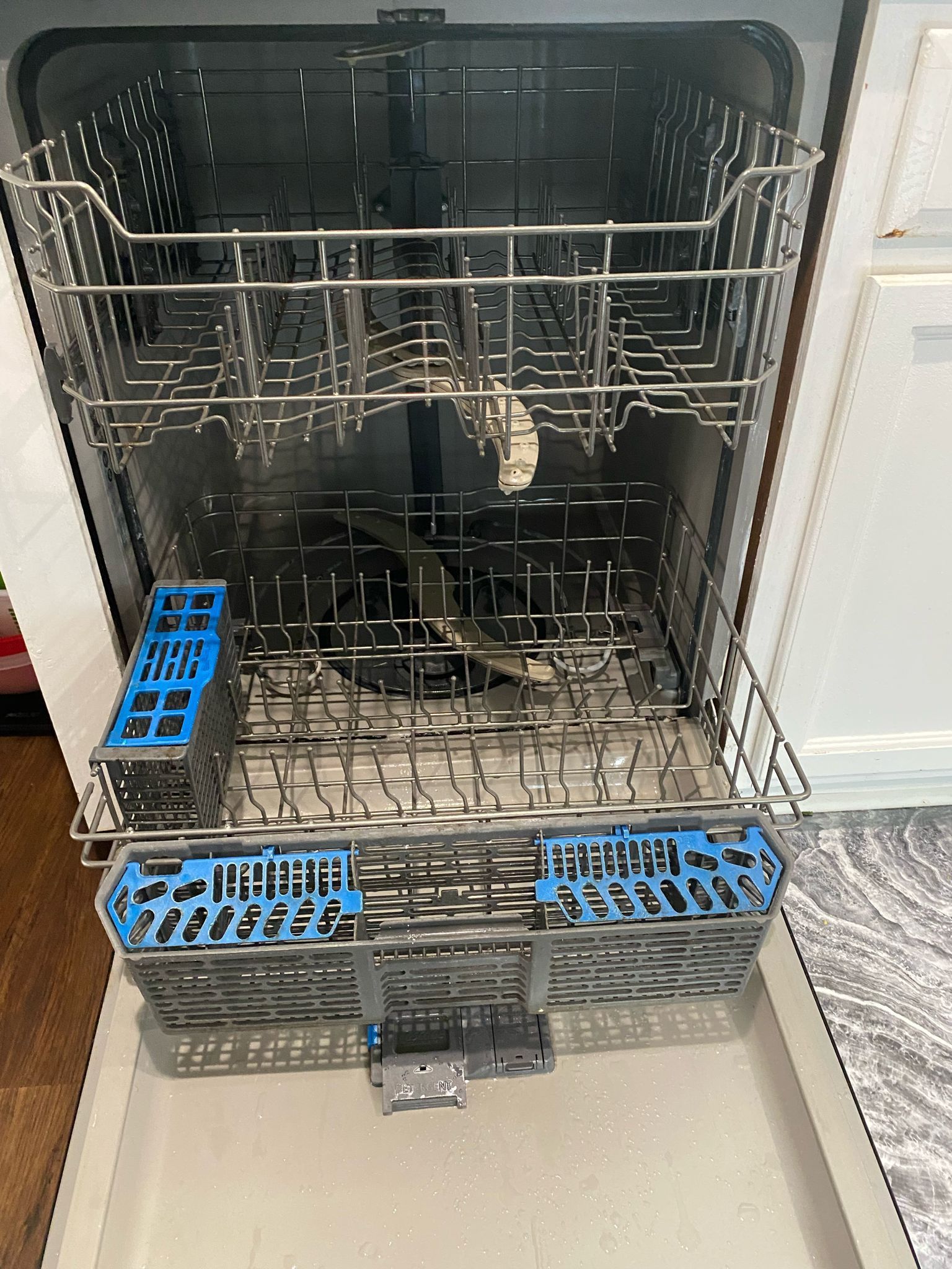 GE Dishwasher Black 