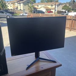 LG 32GP83B PC Gaming Monitor With Ergo Stand