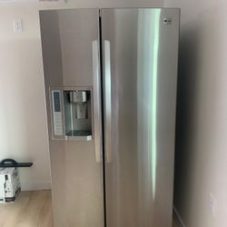 LG Refrigerator 