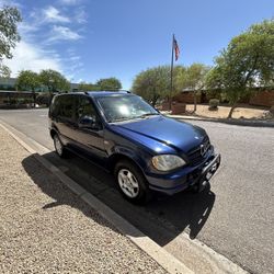 2000 Mercedes-Benz M-Class