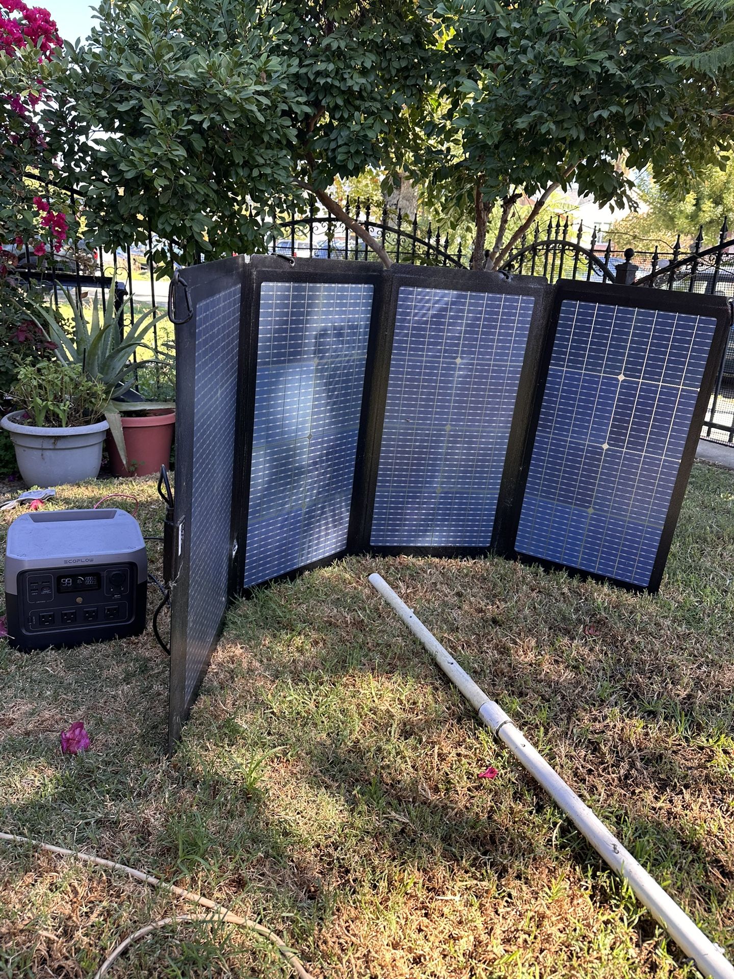 Ecoflow Generator With Solar Panels