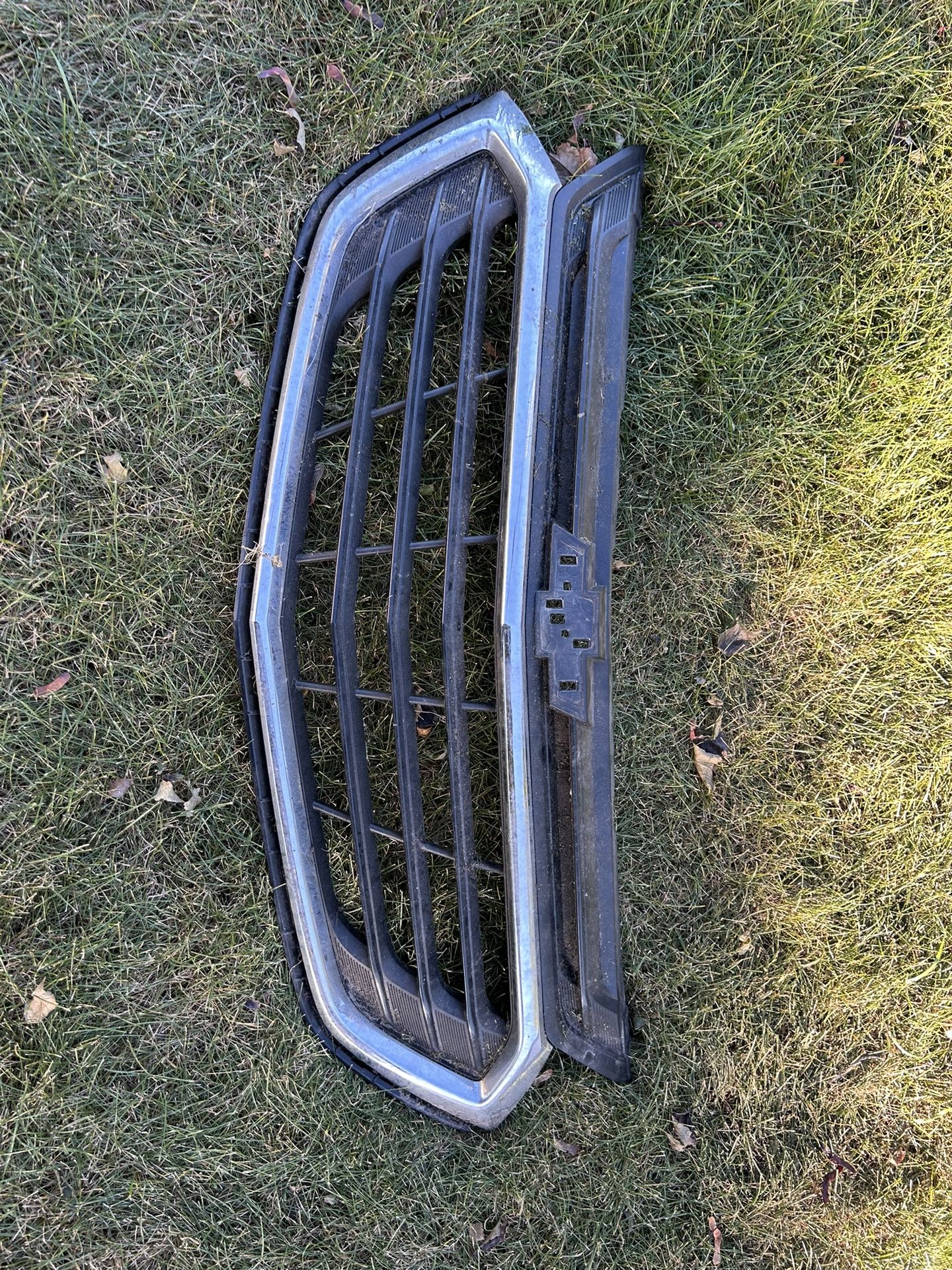 Chevy Equinox Grill