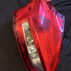 Ford Focus tail lights 