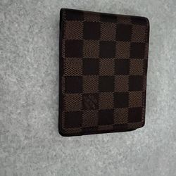 LV Wallet 
