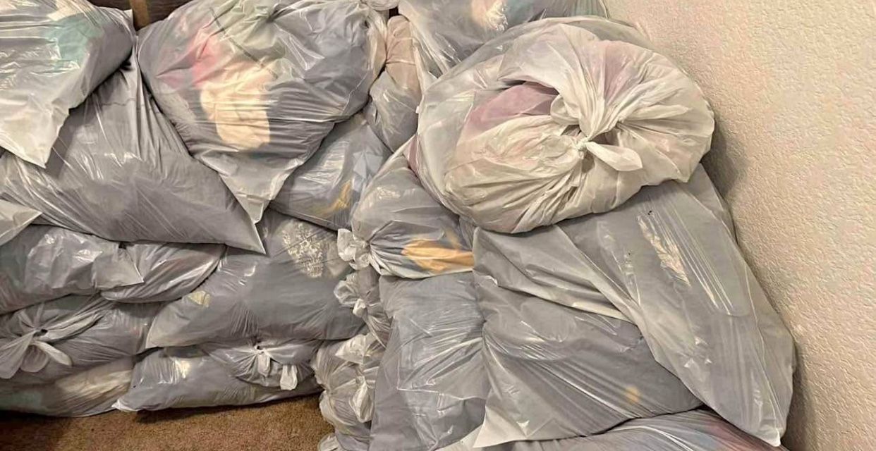 24 Bags Good Clean Condition Mixed Clothes ShoesAdults /Kids No Select No Dig No Pick No Choose.All 120$ FIRM