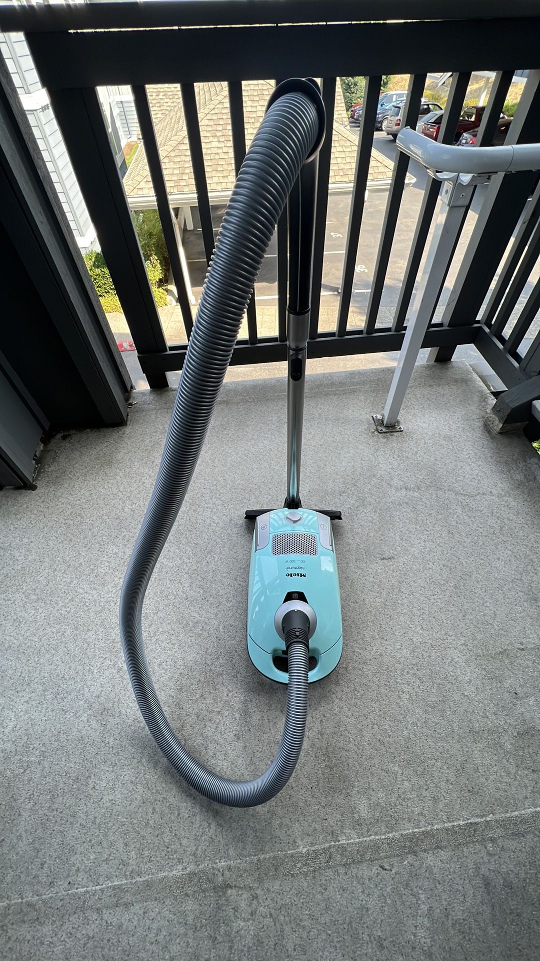 Miele S4212 Neptune Canister Vacuum cleaner