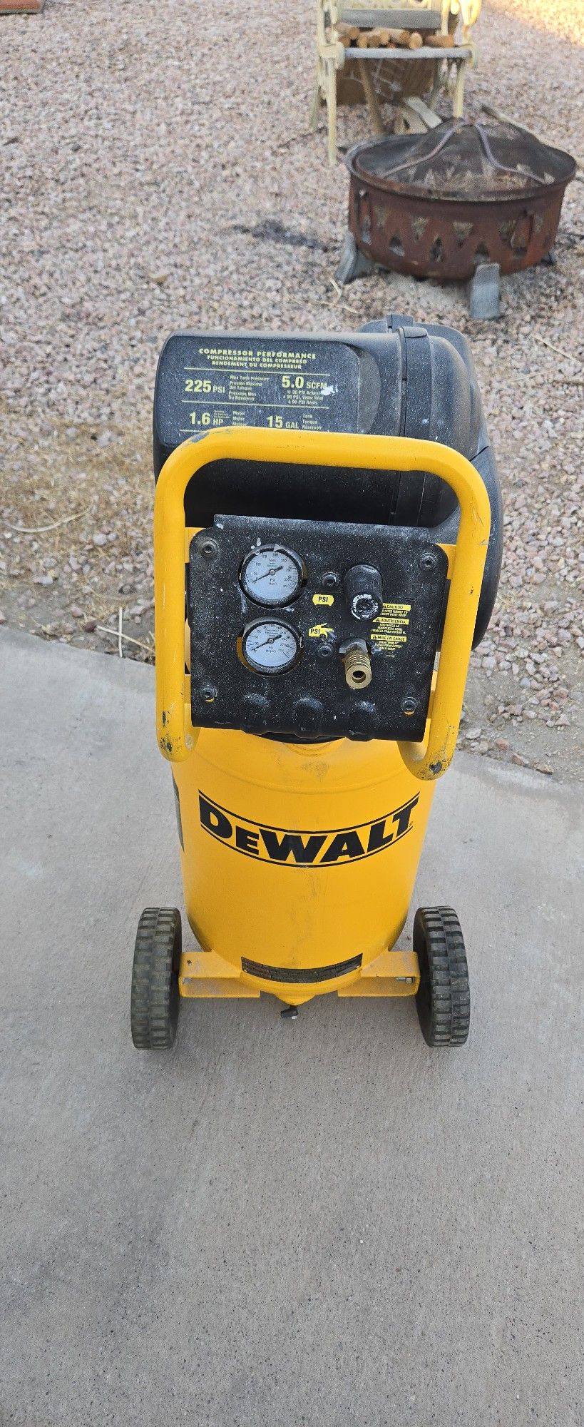 Dewalt 15-gallon 225psi Compressor. 