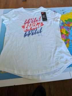 Brand New Under Armour Heat Gear Girls Youth XL