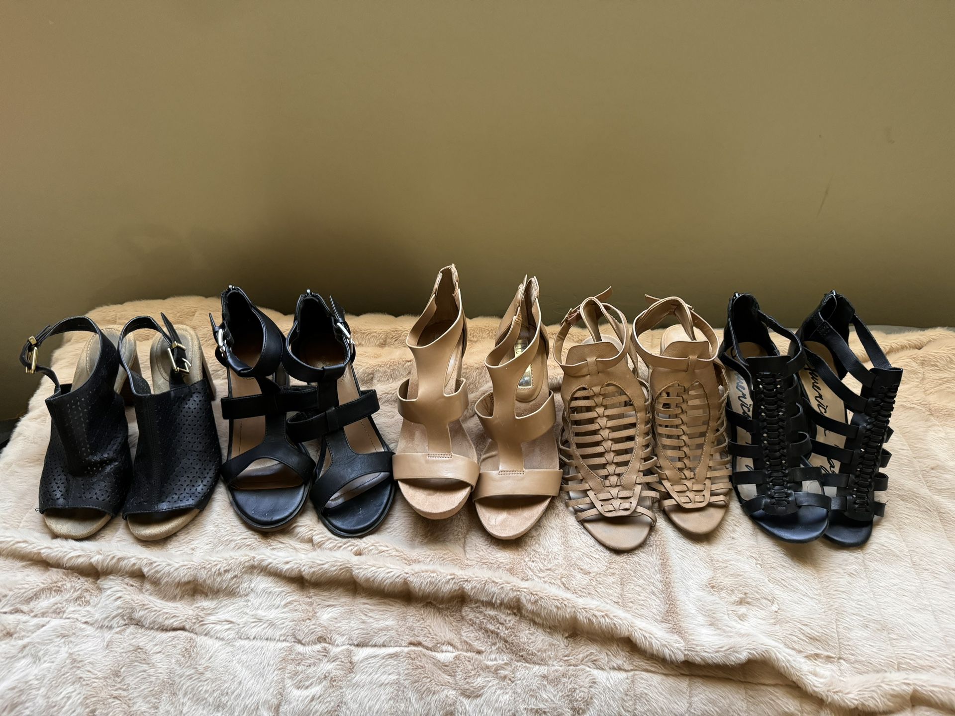 5 Pairs Of Women's Heels 