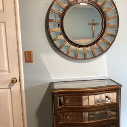 Round Mirror And Mirror Drawer/dresser