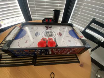 Air Hockey Table