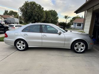 2005 Mercedes-Benz E-Class