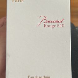 Baccarat rouge 540