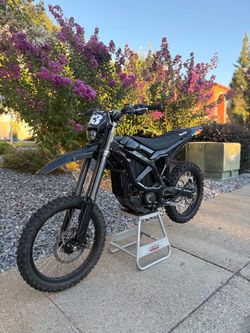 2024 Surron Ultra Bee