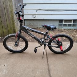 18" BOYS KENT ABYSS BMX BIKE 