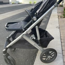 Uppababy Vista Stroller Plus Bassinet, Travel Bag and Much More!