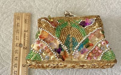 SEQUINED BEAD COIN PURSE WRIST AND SHOULDER CHAIN LIKE NEW $5