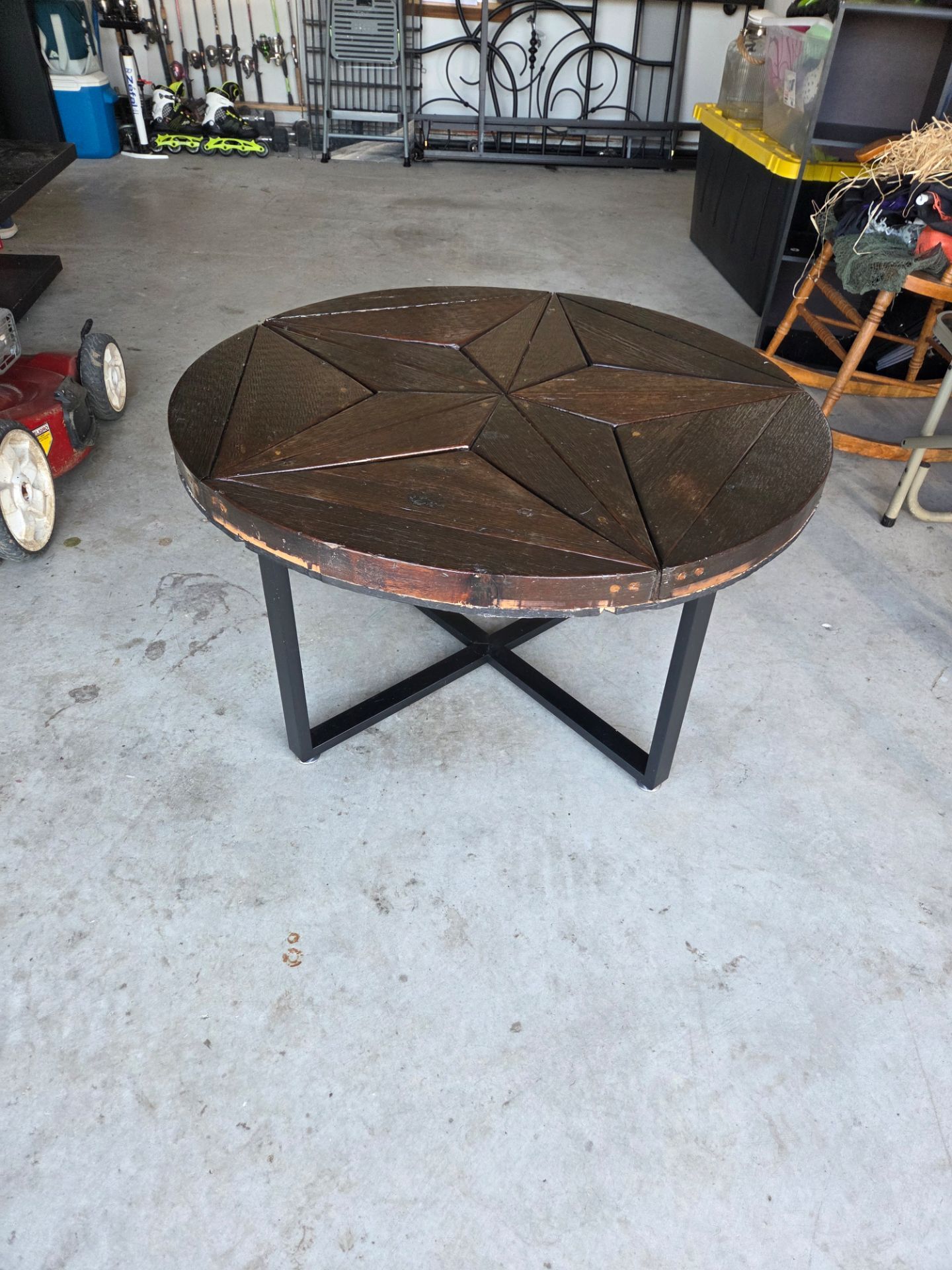 Round Table Base Only Round Wood Coffee Table with Metal Base for Sale in Dallas, TX - OfferUp