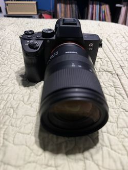 Sony A7III Mirrorless Camera with Tamron 28-75mm f2.8 lens - 5k shutter count