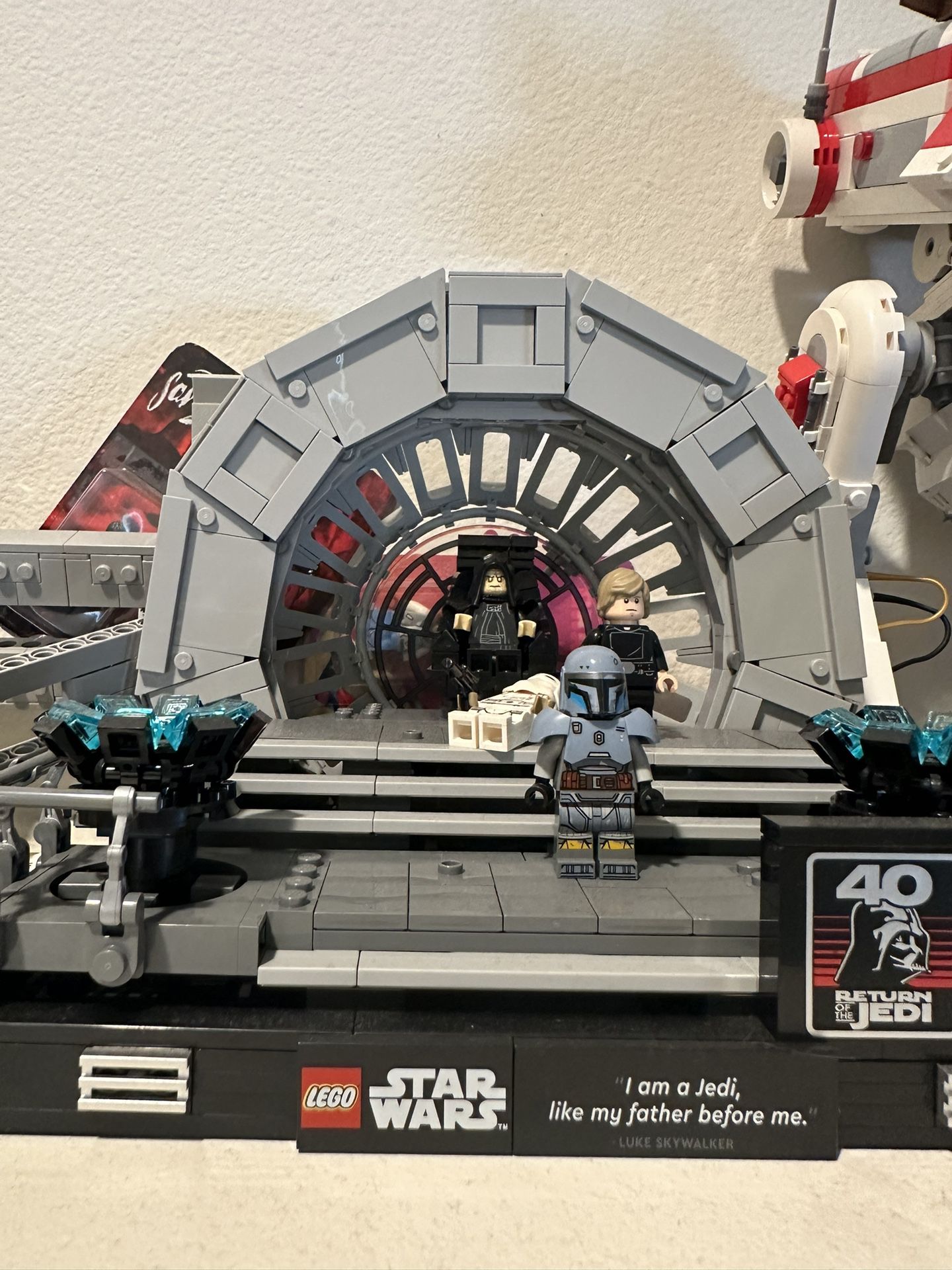 Lego Star Wars Emperor’s Throne Room Diorama 