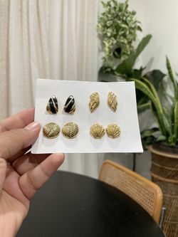 Vintage Gold Earrings 